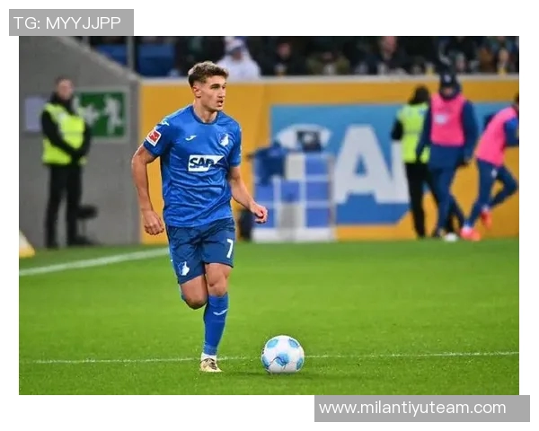 比朔夫首度为U21进球喜悦之情提升自信心展望未来表现 比朔夫首度为U21进球喜悦之情提升自信心展望未来表现